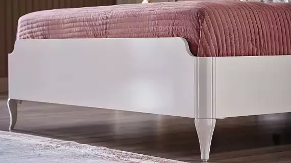 Кровать двуспальная Victor