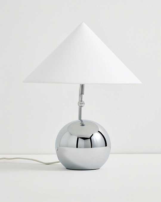 купить серебристая лампа "шанталь" с белым конусным абажуром