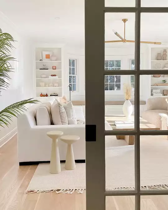 купить комплект белых приставных столиков "сомерсет"