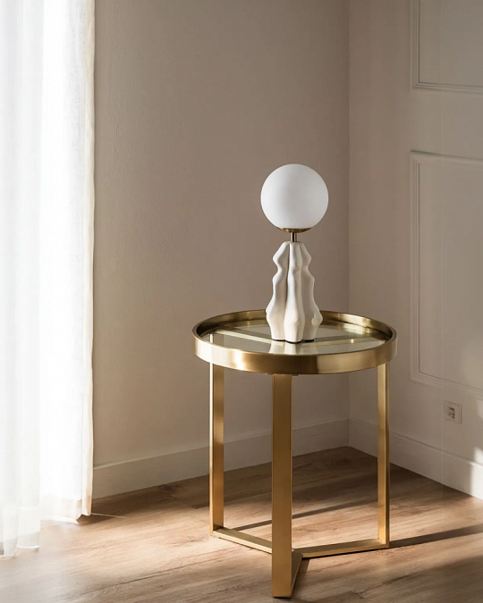 купить золотой приставной столик "ульм"