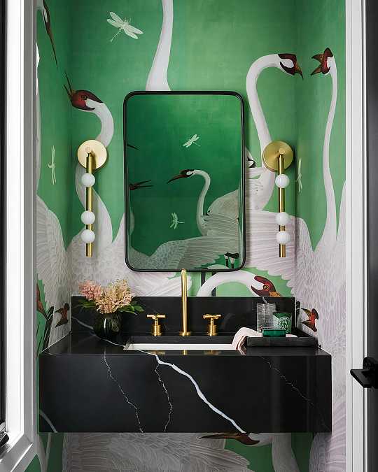 купить зеркало в черной раме "теони"