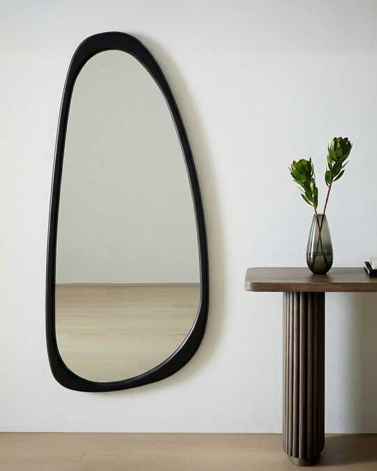 купить напольное зеркало в ассиметричной раме "рино"