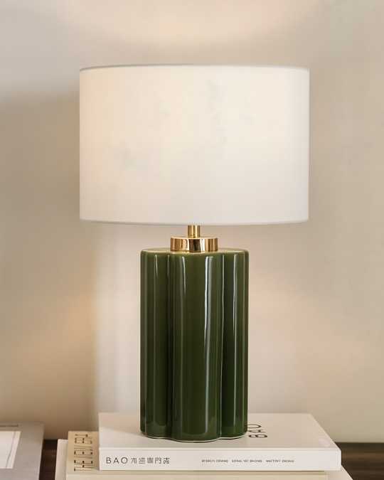 купить зеленая настольная лампа "туоми"