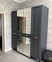 Шкаф четырехдверный Виктория графит с золотом