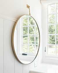 Золотое настенное зеркало "Найт"