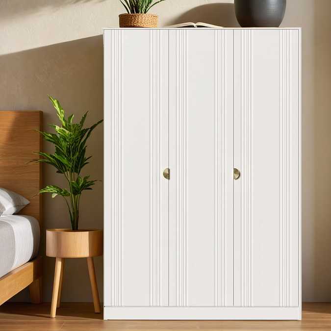 Шкаф Bari трехдверный