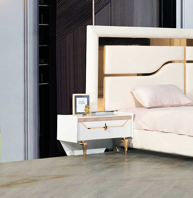 Спальный гарнитур "Стиль" gold