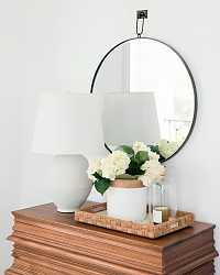 Черное настенное зеркало "Найт"