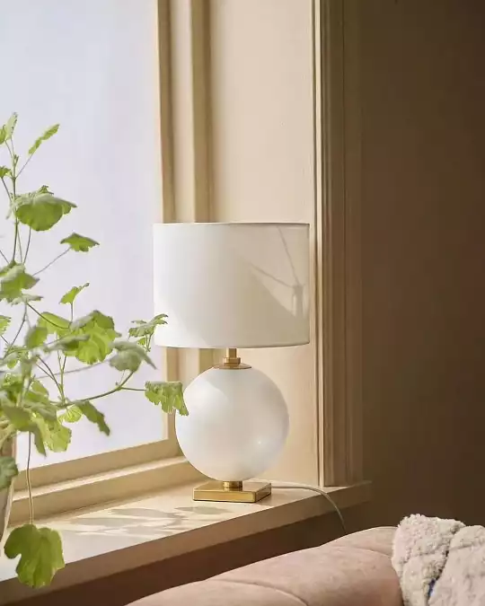 купить белая настольная лампа "иветт" малая