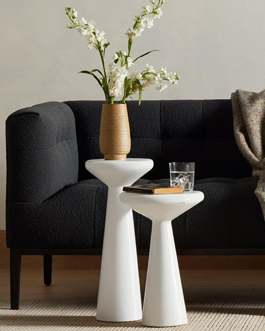 купить комплект белых приставных столиков "сомерсет"