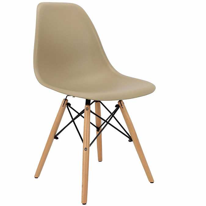 Стул Eames бежевый