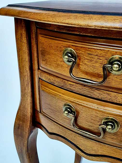 Прикроватная тумба Marcel&Chateau, цвет D71