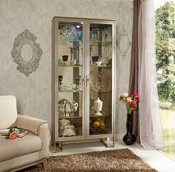 Витрина с зеркалом Palmari на металлических ножках P5310