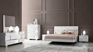 Гарнитур для спальни Caprice White