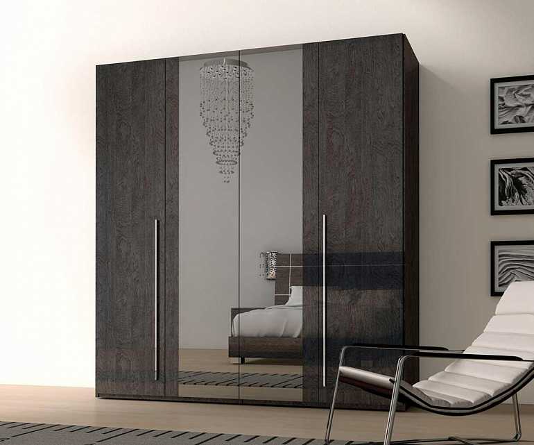 Шкаф Sarah Modern 4-дверный с зеркалом