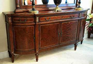 Комод для посуды Louis XVI