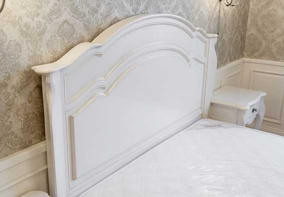 Кровать Adalia 120*190, деревянное изголовье